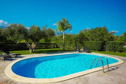Apokoronas Villa | Discover Villa Felenia: Private Pool & Oceanfront Bliss