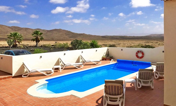Tindaya House | Discover Villa Felina in Tindaya with Private Pool & Spa