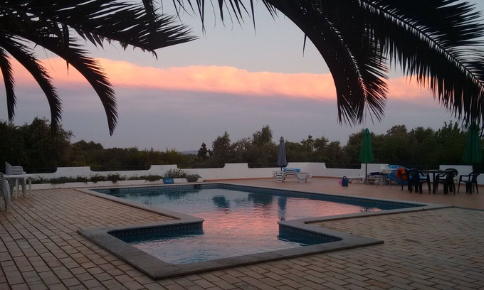 Silves Apartment | Relaxing Villa Feliz Apartments: Family-Friendly Ocean Views