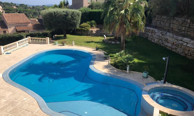Sainte-Maxime Villa | Villa Fidji: Family-Friendly Retreat with Pool & Hot Tub