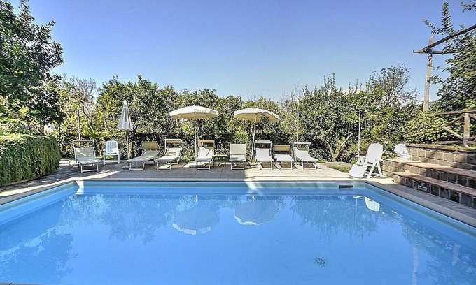 Sant'Agnello House | Villa Fillide B: Cozy Green Retreat with Free Wi-Fi