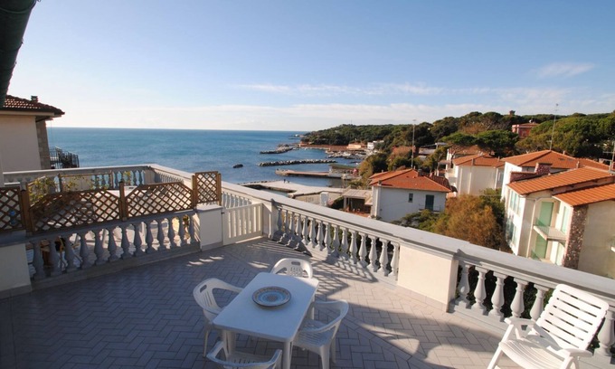 Castiglioncello Apartment | Villa Fiorella - Guest Rated 9/10 with Family-Friendly Amenities