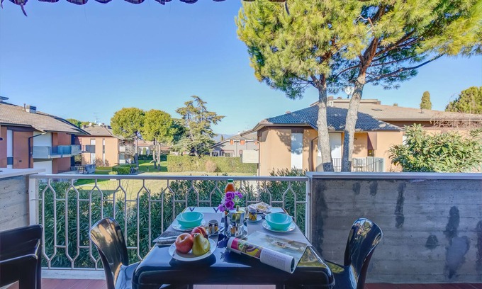 Colombare Apartment | Exceptional Villa Fiorita with Ocean View in Sirmione, Italy