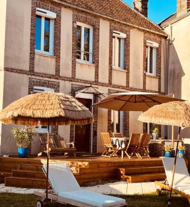Fontaine-la-Gaillarde House | Relax at Villa Fontaine with Indoor Heated Pool & Ocean View
