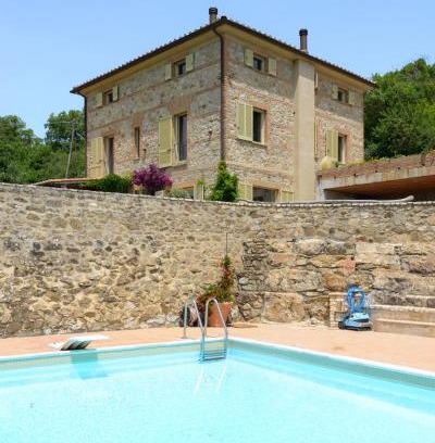 Scansano Villa | Exceptional Villa Fontelinda with Oceanfront Pool Views