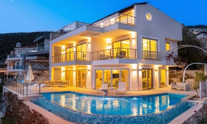 Kalkan Villa | Beautiful Villa for 10 with Heated Pool and Ocean Views