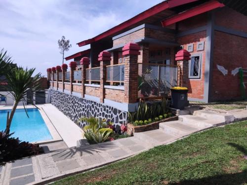 Cisarua Villa | Luxury Villa Forest Puncak with Ocean View & Private Pool