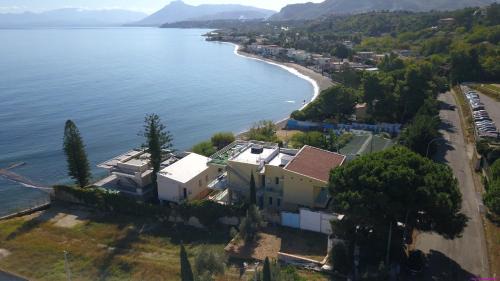 Casteldaccia Villa | Relaxing Villa Francesca: Oceanfront Retreat in Sicily