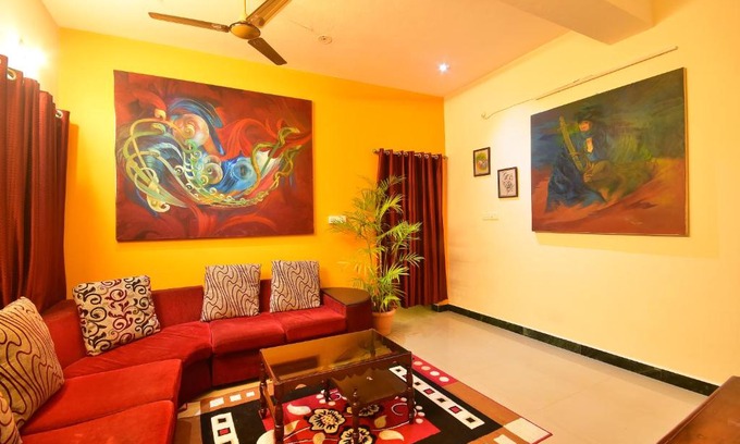 Heritage Town Apartment | Inviting Villa Freddy: Great Guest Rating & Breakfast Included