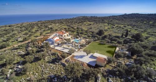 Apokoronas Villa | Villa Freedom: Oceanfront Oasis with 9.9/10 Guest Score