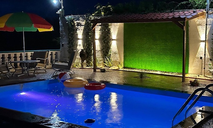 Villa Hermosa Villa | Oceanfront Villa with Pool and Spa - Guest Rated 9/10
