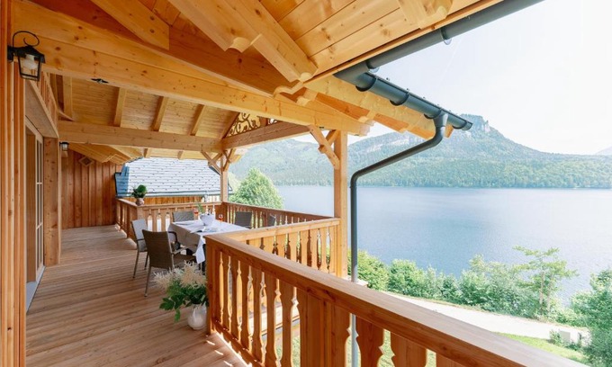 Altaussee Apartment | Pet-Friendly Villa Frischmuth with Ocean View & Private Beach