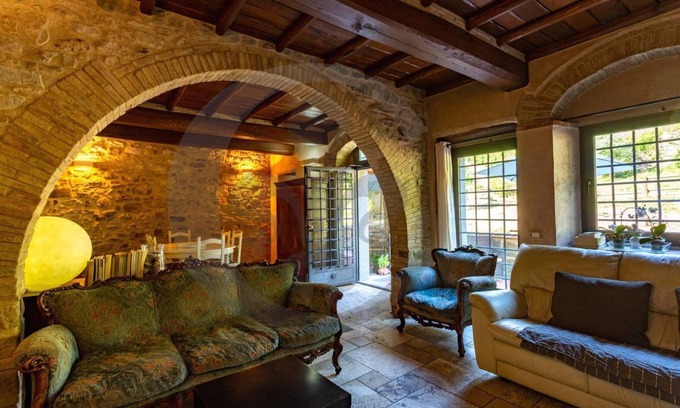 Greve in Chianti Villa | Villa Gabriella: Family-Friendly Retreat in Chianti Toscana