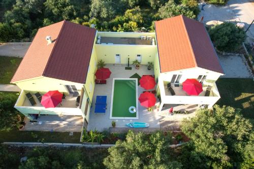 Bozava Villa | Stylish Villa Gaby: Oceanfront Retreat with Heated Pool