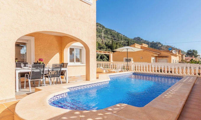 La Canuta Villa | Villa Galicia: Serene Mountain Views with Pool & Spa
