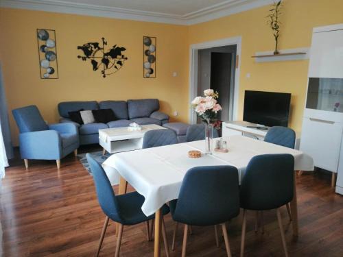 Poprad-Velka Apartment | Villa-Gallant: Child-Friendly Escape with 9.8/10 Rating