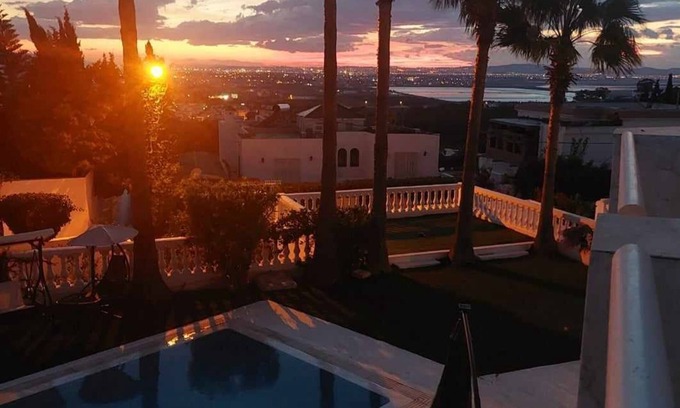 La Marsa Villa | Villa Gammarth: Relax by the Pool near Tunis Beaches
