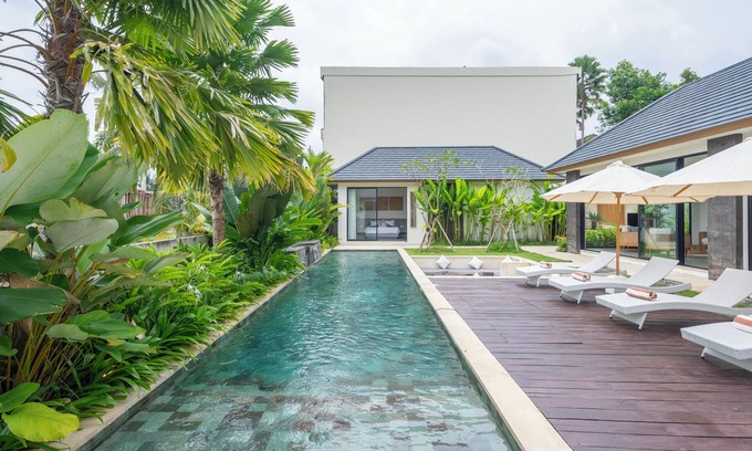 Melayang Villa | Discover Villa Gantari by GORO: Ocean View & Private Pool