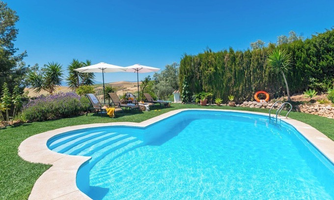 La Joya Villa | Relaxing Villa Gema Antequera with Private Pool & Spa