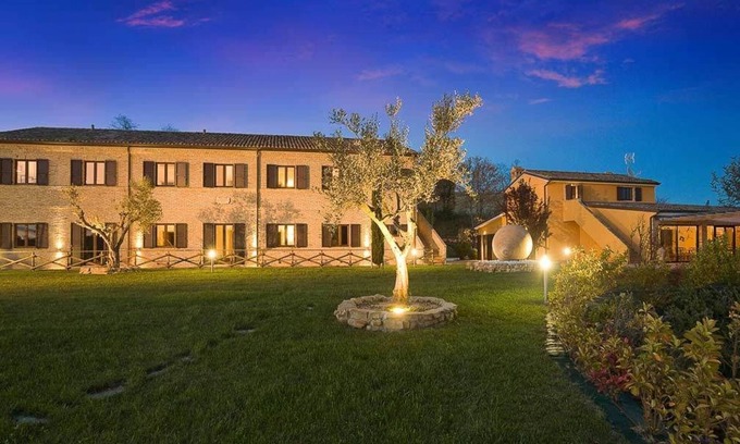 Camerano House | Villa Gens Camuria: Rated 9.6/10 with Pool & Ocean Views