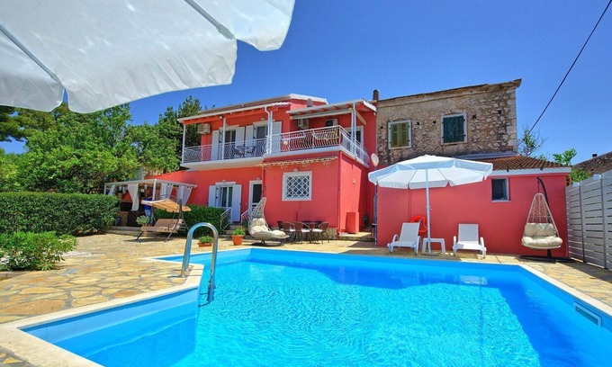 Peroulion Villa | Villa Giador: Family-Friendly Retreat in Ionian Islands