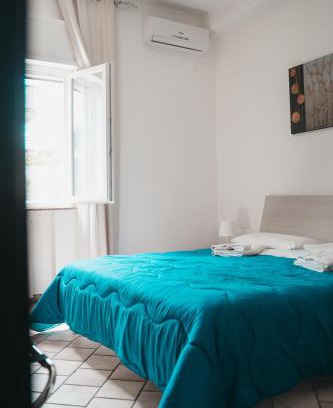 Taranto Apartment | Villa Gianna: Pet-Friendly Haven with Hot Tub & Breakfast