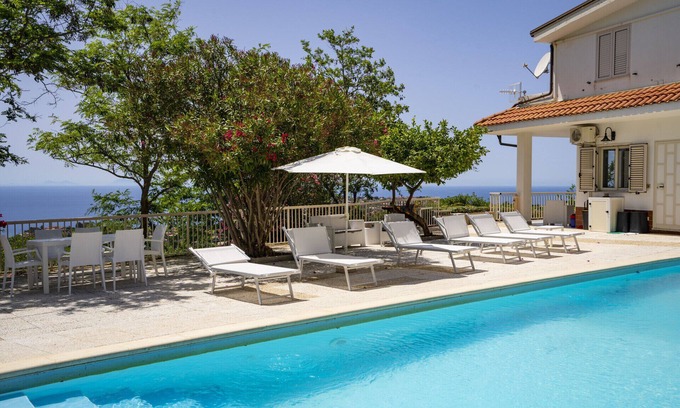 Santa Maria Villa | Villa Gisa: Private Pool & Ocean View Retreat Awaits