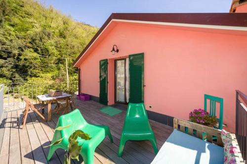 Arenzano Villa | Discover Villa Giuanne: Pet-Friendly Family Retreat