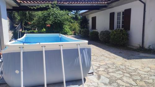 Apecchio Villa | Villa Glicine: Guest Rated 10/10 & Pet Friendly Retreat