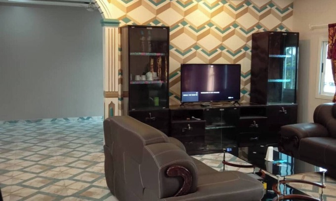Lome House | Villa God is Able Beautiful House with Wi-Fi, Air conditioning and Hot waternn