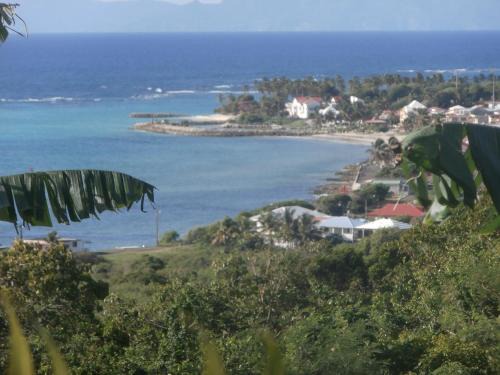 Capesterre-de-Marie-Galante Villa | Elegant Villa Alizea: Oceanfront Escape with Pool & Hot Tub