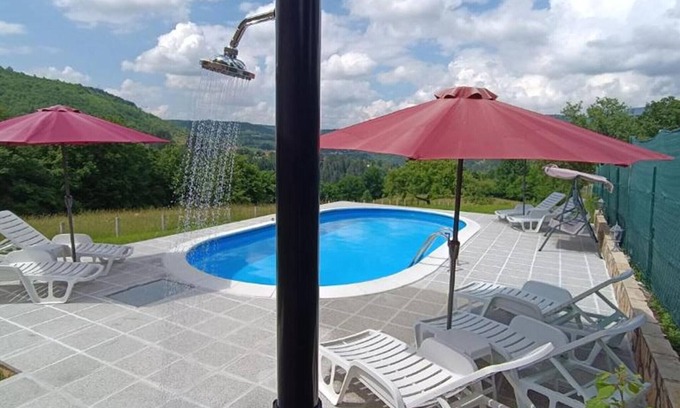 East Sarajevo Villa | Villa Green Oasis Apartments - Villa with Pool