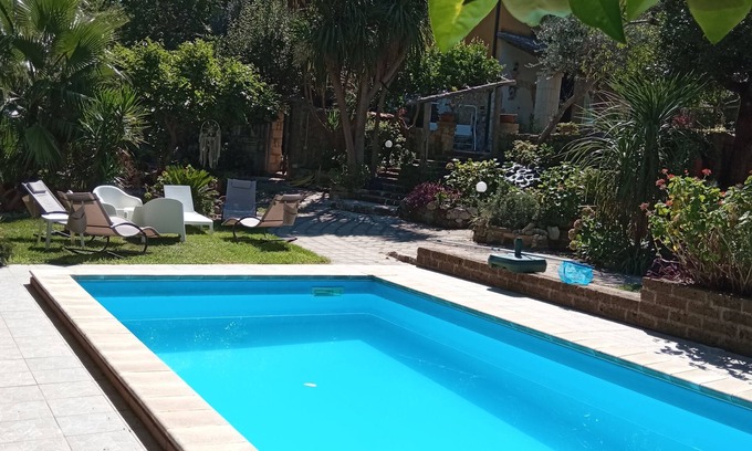 San Felice a Cancello Apartment | Villa: Guest Accommodation with Pool & Family-Friendly Amenities