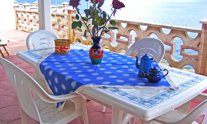 Corsano Apartment | Villa Guardiola: Beachfront Four-Room Apartment Awaits You