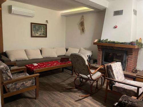 Chepelare Villa | Discover Villa Gusto: Pet-Friendly Retreat Near Pamporovo