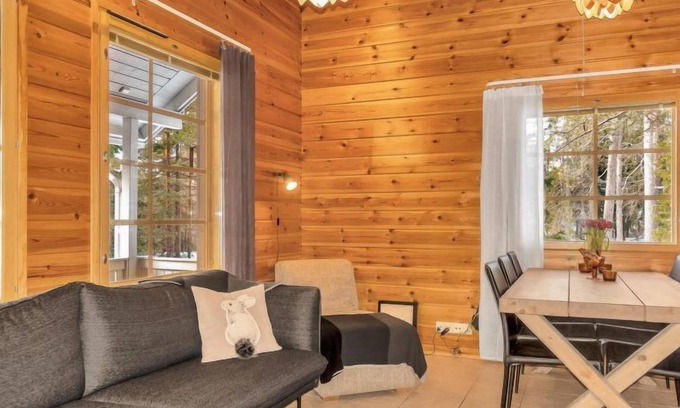 Rovaniemi House | Experience Villa Hanhi: Guest Rated 10/10 with Scenic Lake Views