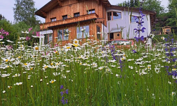 Mariapfarr Apartment | Impeccable Villa Hansalhof Appartement Rosenduft for Families