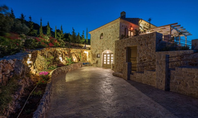Korithi Villa | Relaxing Villa Harmonia | Oceanfront Bliss at Blue Caves