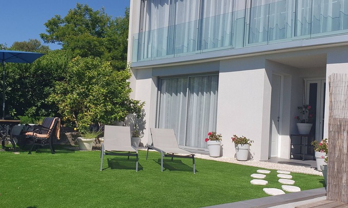 Vallauris Apartment | Villa Harmony: Ground Floor Retreat with Ocean View
