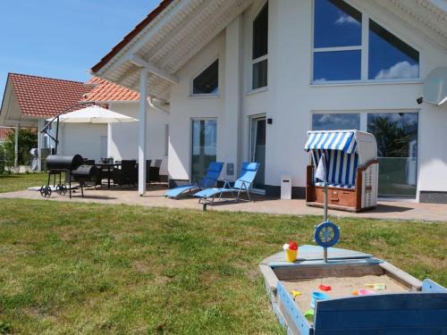 Trent Apartment | Villa Heimathafen: Family-Friendly Retreat with Hot Tub