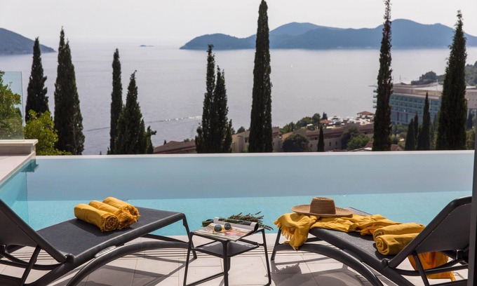 Orasac House | Villa Helios: 5 Bedrooms, Infinity Pool & Oceanfront Views