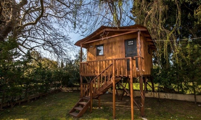 Koropi House | Villa Helios: Oceanfront Retreat with Pet-Friendly Perks