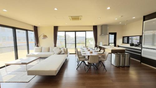 Taira Villa | Discover Villa Hilala Miyakojima: Family-Friendly Escape