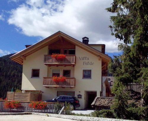 San Cassiano Apartment | Discover Villa Hilde: Family-Friendly Getaway with High Ratings
