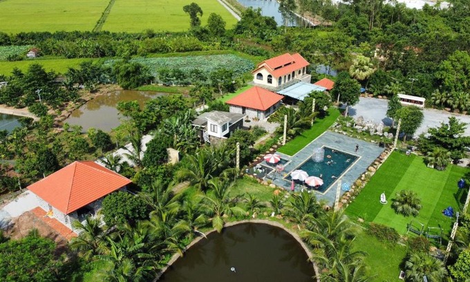 Hoa Lu Apartment | Relax at Villa Hoa và Đá: Pool, Hot Tub & Family-Friendly