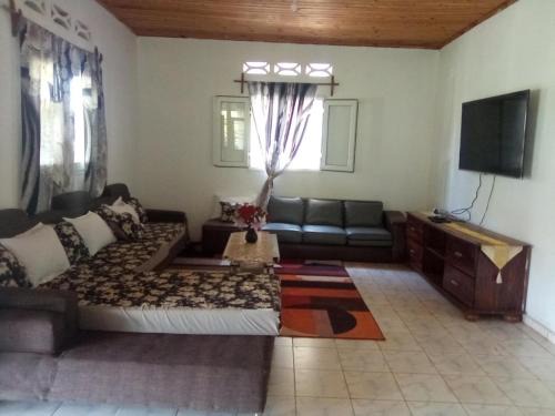 Madirokely House | Villa Hortansia