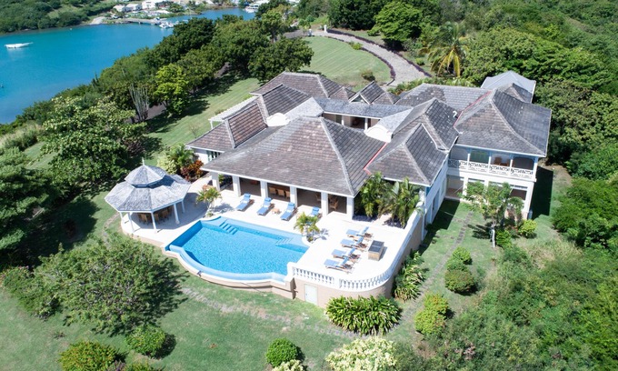 Lance aux Epines Villa | Experience Villa Hummingbird with Oceanfront Bliss