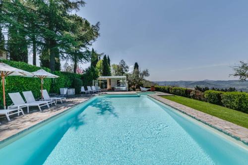San Casciano in Val di Pesa Hotel | Experience Villa I Barronci Resort & Spa with Ocean Views