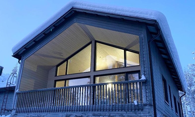Akaslompolo Ski Chalet | Villa Iiris - Family-Friendly Getaway with 9.8/10 Rating