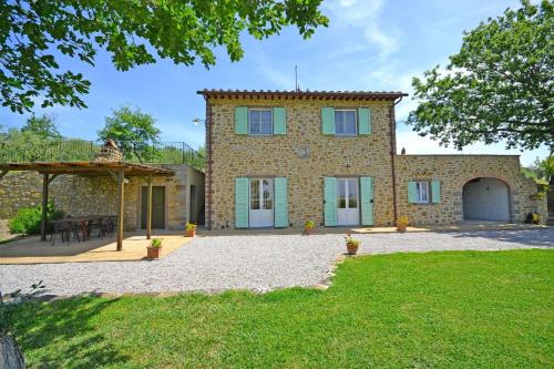 Cortona Villa | Elegant Villa Il Palazzone: Pet-Friendly & Family Retreat